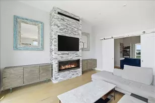 10 Shipyard Dr, Hingham, MA 02043 - Photo 10