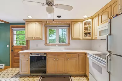 5 Hull, Saugus, MA 01906 - Photo 8