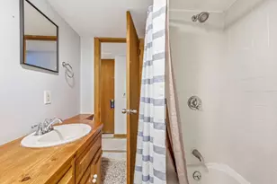 5 Hull Dr, Saugus, MA 01906 - Photo 28