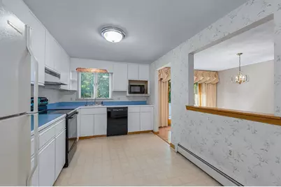 5 Jeremiah Cir, Medford, MA 02155 - Photo 12