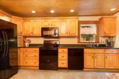 27 Elm Street, Leominster, MA 01453 - Photo 6