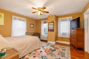 27 Elm St, Leominster, MA 01453 - Photo 12