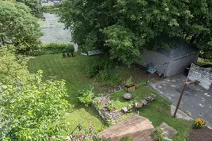 27 Elm St, Leominster, MA 01453 - Photo 34