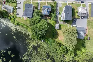 27 Elm St, Leominster, MA 01453 - Photo 32