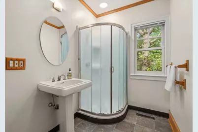 42 Harris St, Amherst, MA 01002 - Photo 20