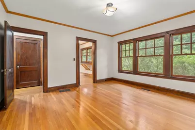 42 Harris St, Amherst, MA 01002 - Photo 10