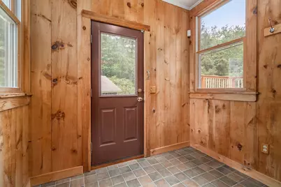 42 Harris St, Amherst, MA 01002 - Photo 18