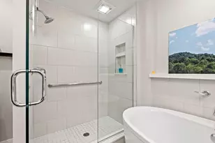 201 Elliott, Beverly, MA 01915 - Photo 20