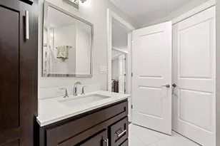 201 Elliott, Beverly, MA 01915 - Photo 24