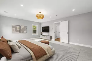 13 Whitman Cir, Bellingham, MA 02019 - Photo 4