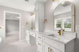 13 Whitman Cir, Bellingham, MA 02019 - Photo 20