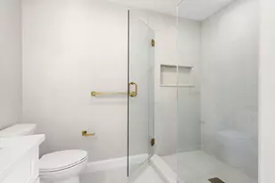 13 Whitman Cir, Bellingham, MA 02019 - Photo 8