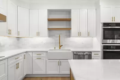 13 Whitman Circle #13, Bellingham, MA 02019 - Photo 8