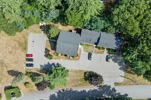 68 Lantern Ln, Dracut, MA 01826 - Photo 8