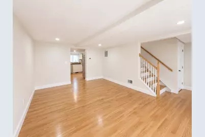 200 Wheeler #1, Methuen, MA 01841 - Photo 2