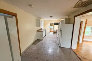 33 Avalon St, Revere, MA 02151 - Photo 4