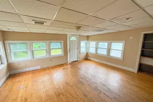 33 Avalon St, Revere, MA 02151 - Photo 8