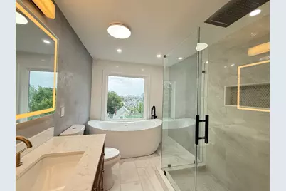 89 Trenton St #3, Boston, MA 02128 - Photo 28