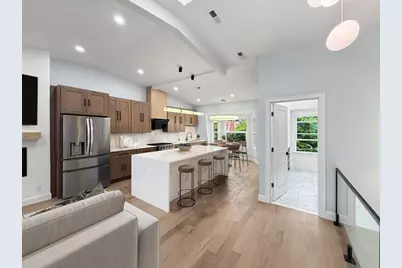 89 Trenton St #3, Boston, MA 02128 - Photo 2