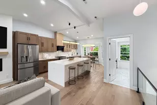 89 Trenton St, Boston, MA 02128 - Photo 2