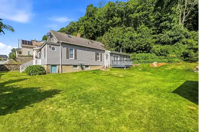 55 Chilmark St, Worcester, MA 01604 - Photo 4