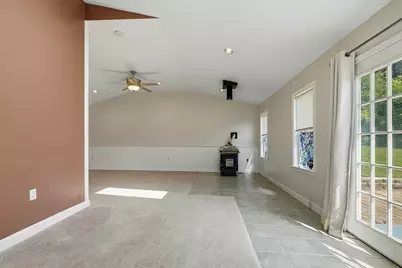 55 Chilmark St, Worcester, MA 01604 - Photo 30