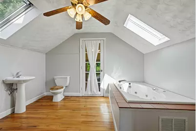 55 Chilmark St, Worcester, MA 01604 - Photo 38