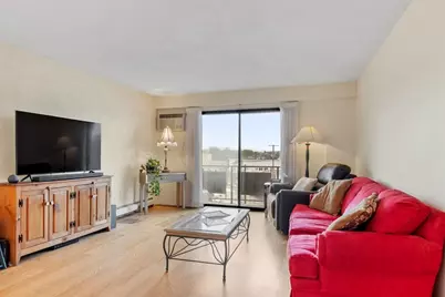 585 Revere Beach Parkway #312, Revere, MA 02151 - Photo 8