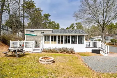 185 Cotuit Rd #1 Juniper, Sandwich, MA 02563 - Photo 4