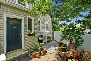 4 Short St Pl, Boston, MA 02129 - Photo 12