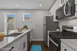 18 Ronan St, Boston, MA 02125 - Photo 10