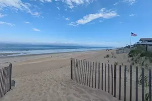 498 N End Blvd, Salisbury, MA 01952 - Photo 14