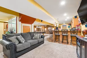 45 Braeburn Rd, Boston, MA 02136 - Photo 22