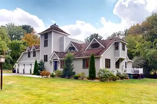 22 Old Cambridge Turnpike, Lincoln, MA 01773 - Photo 2
