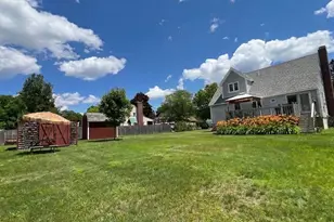 19 Abbott St, Merrimac, MA 01860 - Photo 16