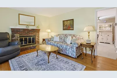 141 Russell Road, Framingham, MA 01702 - Photo 6