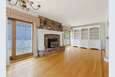 374 Plain St, Stoughton, MA 02072 - Photo 16