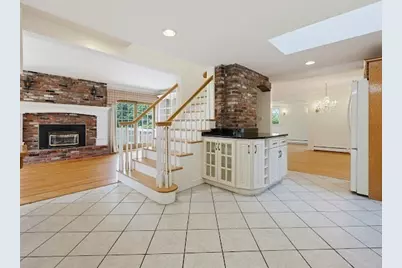 374 Plain St, Stoughton, MA 02072 - Photo 6