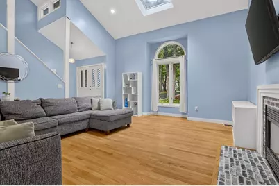 27 Walden Dr, Easton, MA 02334 - Photo 4