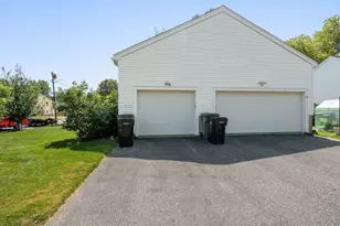 11 Brackett Rd, Framingham, MA 01702 - Photo 18