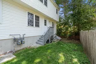 11 Brackett Rd, Framingham, MA 01702 - Photo 22