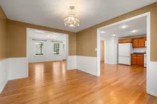 11 Brackett Rd, Framingham, MA 01702 - Photo 6