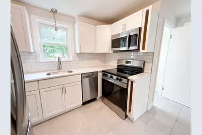 48 Woodlawn St, Randolph, MA 02368 - Photo 4