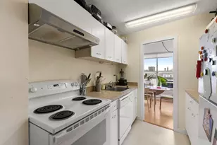 60 Babcock, Brookline, MA 02465 - Photo 12