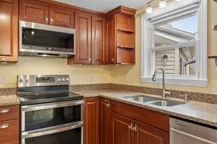 2 Stratton Dr, Hudson, MA 01749 - Photo 4