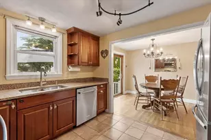 2 Stratton Dr, Hudson, MA 01749 - Photo 6