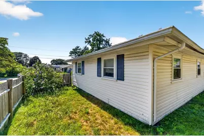 99 Connell Ave, Brockton, MA 02302 - Photo 10