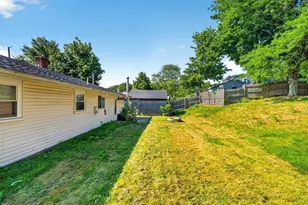 99 Connell Ave, Brockton, MA 02302 - Photo 2
