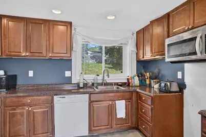 99 Connell Ave, Brockton, MA 02302 - Photo 8