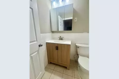 72 Mall #2, Lynn, MA 01902 - Photo 8